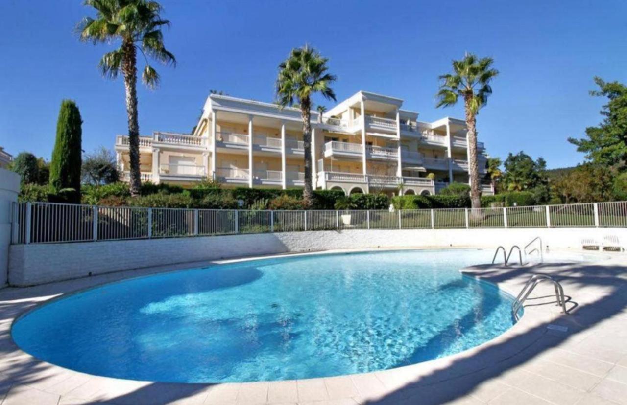 Residence Standing Riviera Golf Mandelieu Mandelieu-la-Napoule Exterior foto